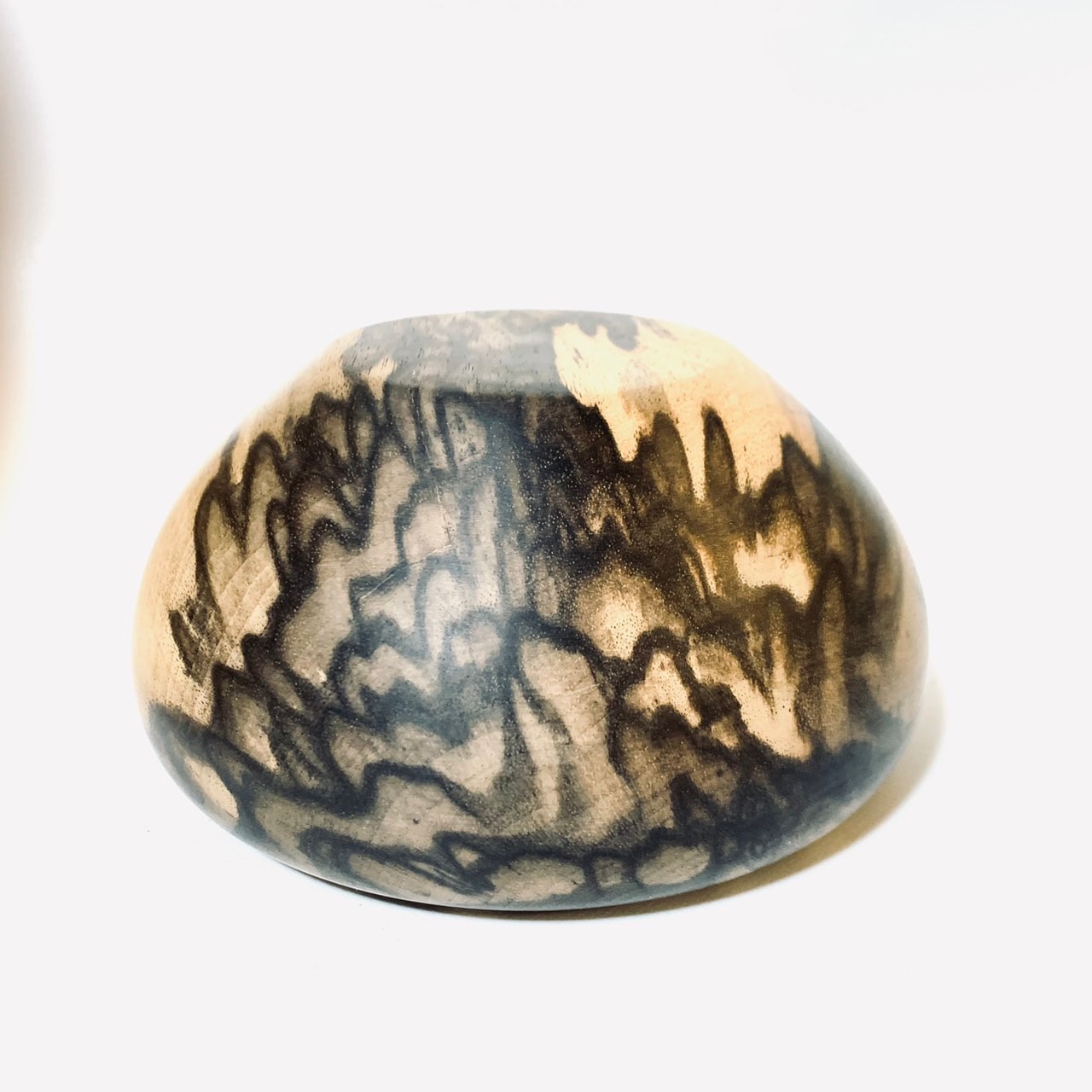 Black persimmon incense burner, 4 inches (120 mm), eight-headed type, superb wood grain.