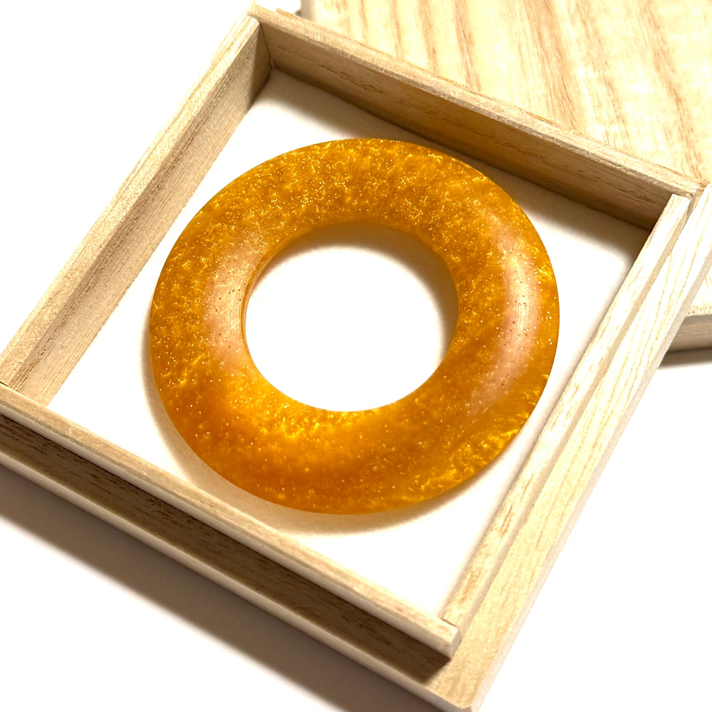 国産高級レジンの環(絡子環)黄金色 1寸8分(54mm )