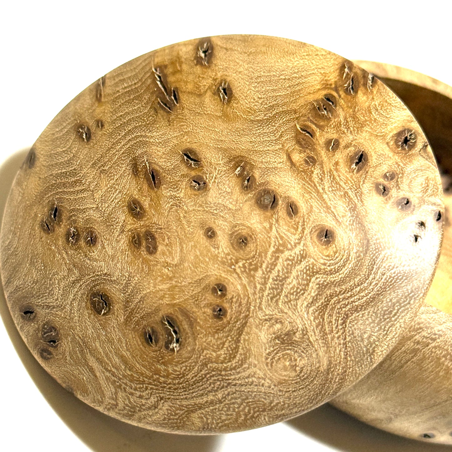 High-quality 70mm burl wood incense box, bun-shaped, one-touch opening.