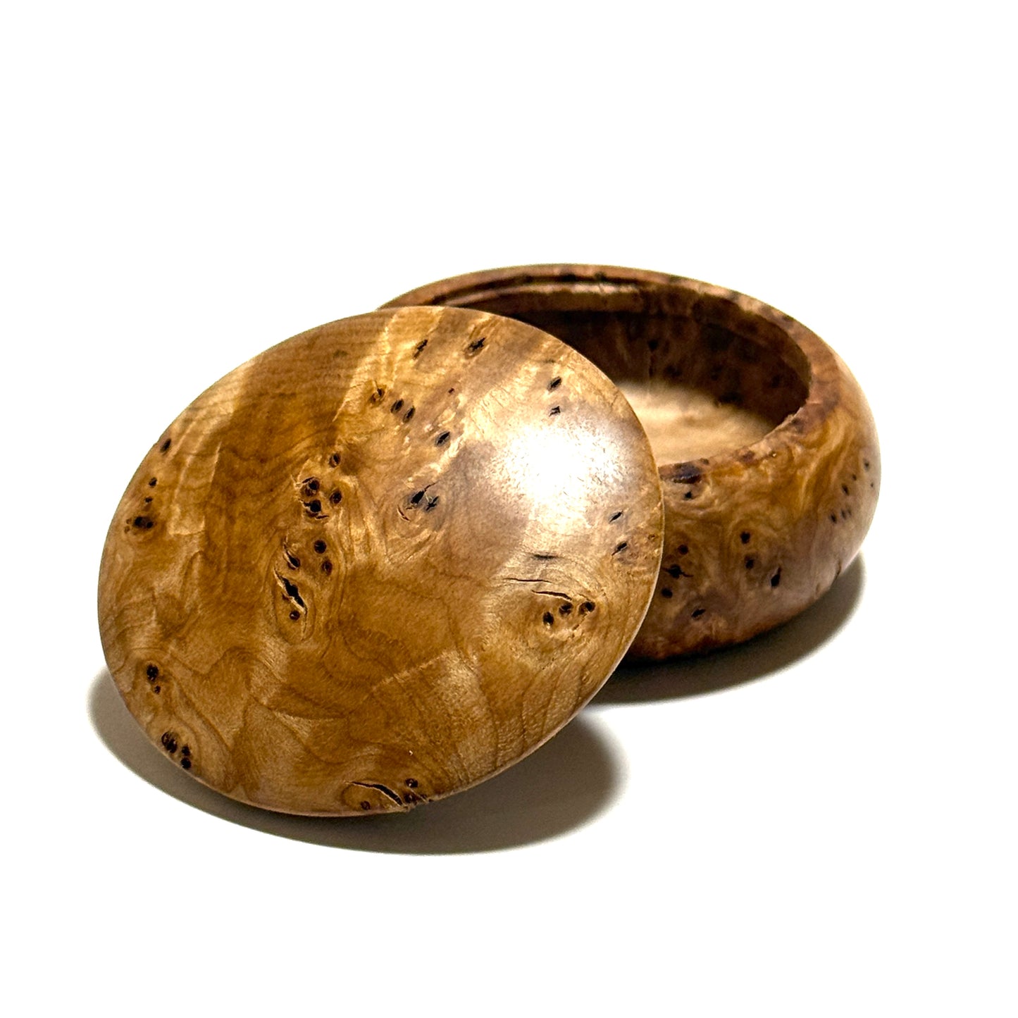 Mizume cherry burl incense box, 60mm, bun-shaped, one-touch closure, top quality.