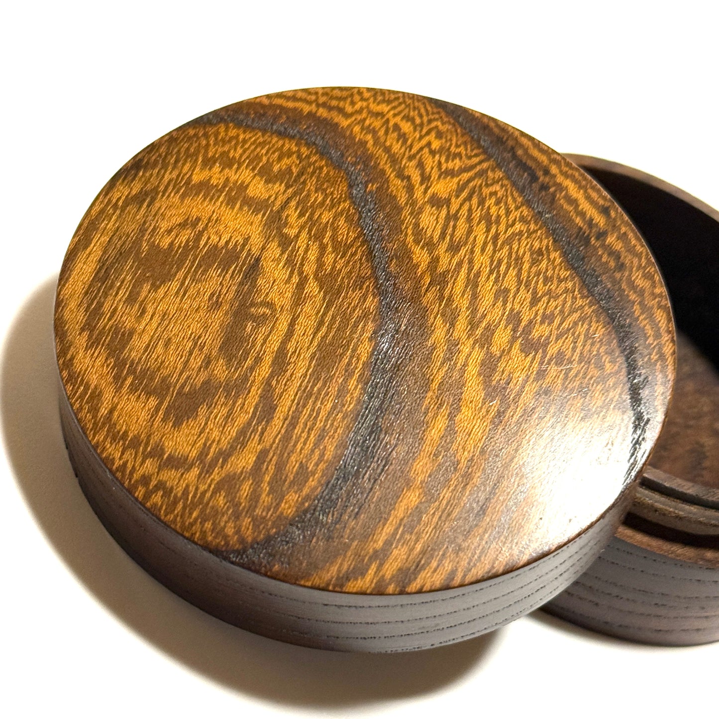 Ancient Zelkova wood incense box (oil finish), 70mm, straight-sided, one-touch type.