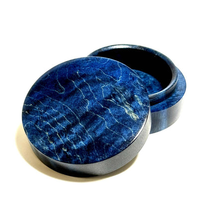 スタビライズド・ウッドの香合（楓虎目杢）　紺碧色　60mm　切立型　1タッチ式　特上