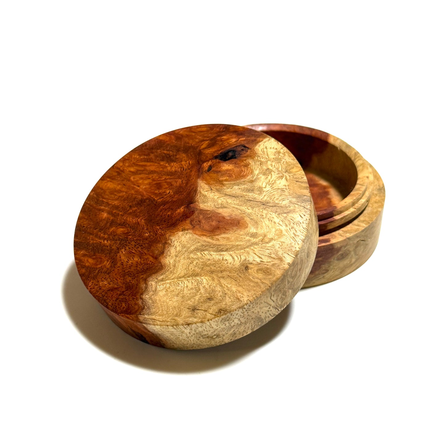 Karin burl incense box, 70mm, straight-sided, one-touch type, top quality.