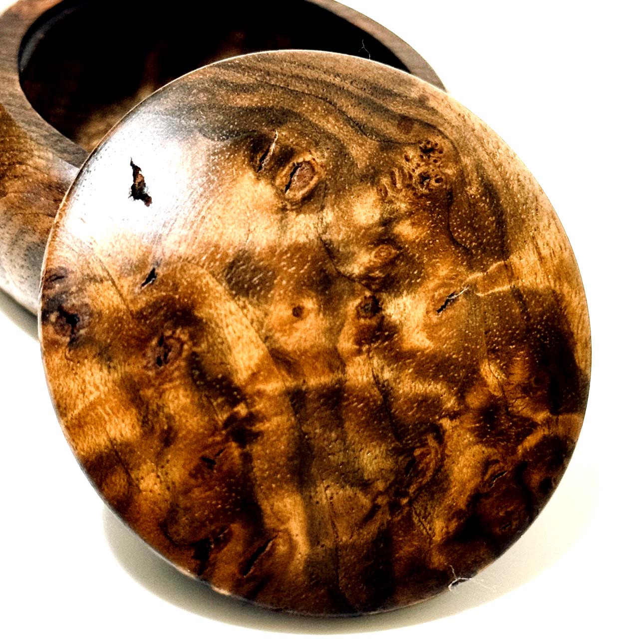 鬼胡桃瘤杢の香合　60mm　まんじゅう型　1タッチ式　極上