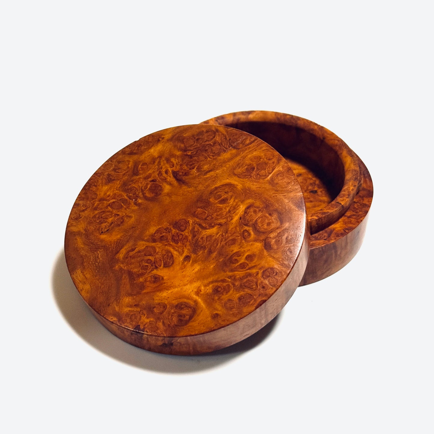 Karin burl incense box, 70mm, straight-sided, one-touch type, top quality.