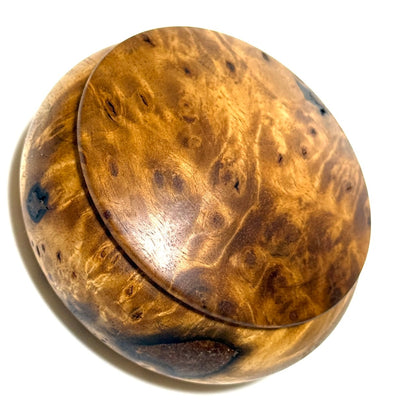 鬼胡桃瘤杢の香合　70mm　まんじゅう型　1タッチ式　極上