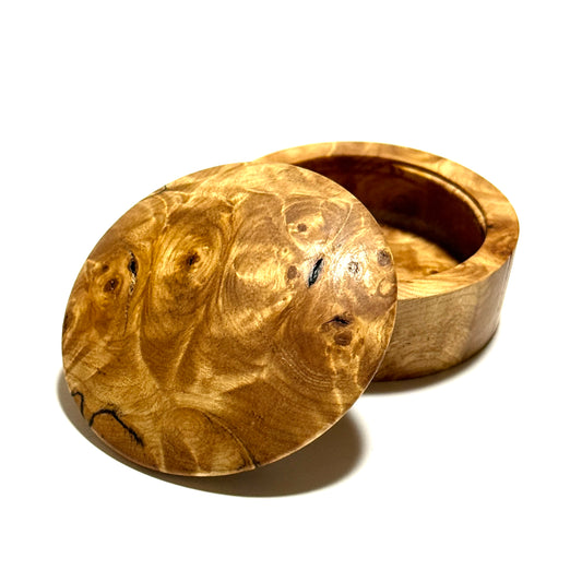 Mizume cherry burl incense box, 60mm, new model, one-touch type, superb quality.