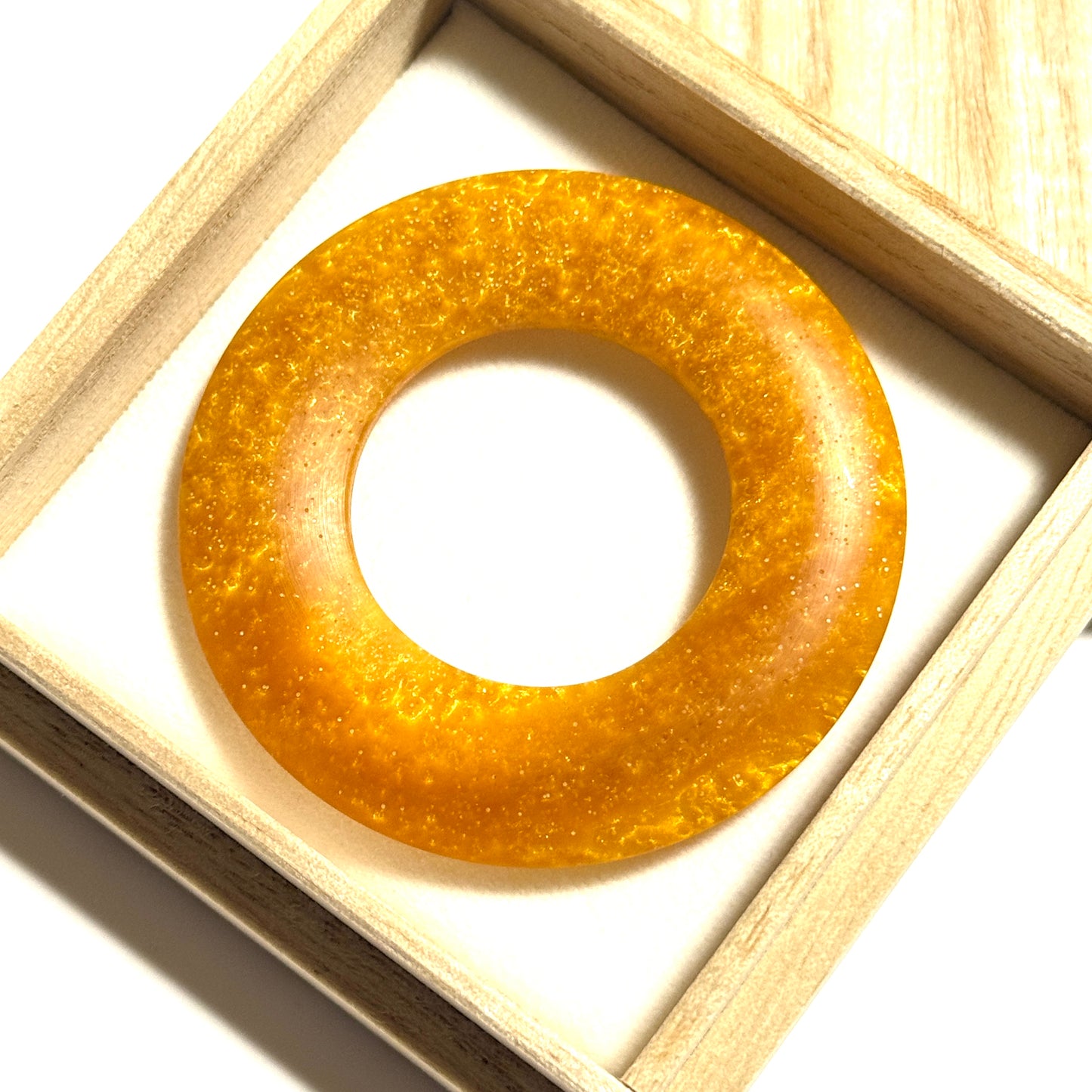 国産高級レジンの環（絡子環）黄金色　1寸8分（54mm ）