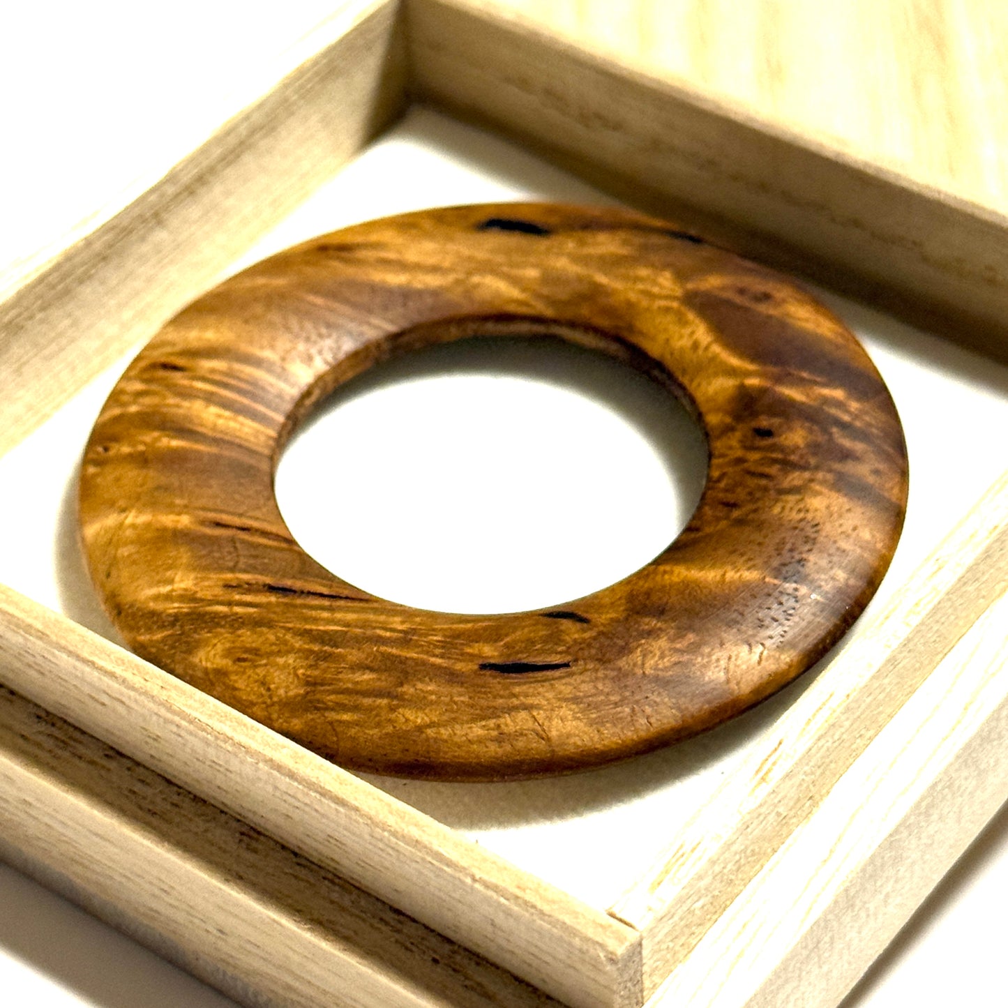 鬼胡桃瘤杢の環（絡子環） 1寸8分（54mm ）