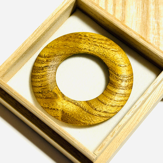 御蔵島 島桑の環（絡子環）金桑　1寸8分（54mm ）