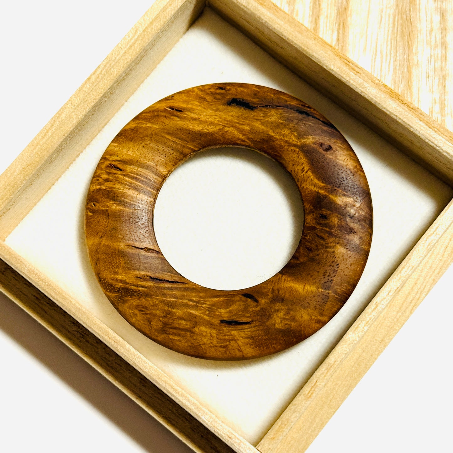 鬼胡桃瘤杢の環（絡子環） 1寸8分（54mm ）