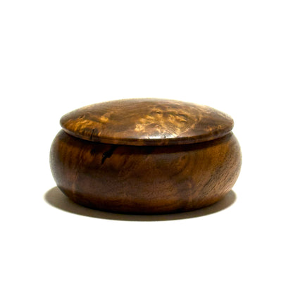 High-quality incense box made of burl wood (Japanese walnut), 60mm in diameter, bun-shaped, one-touch closure.