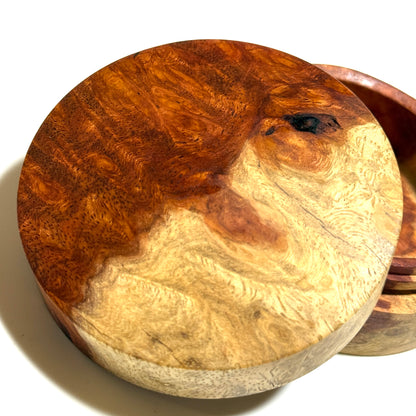 Karin burl incense box, 70mm, straight-sided, one-touch type, top quality.