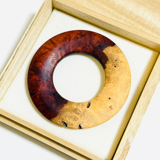 花梨瘤紅白杢の環　68mm