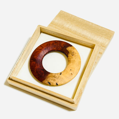 花梨瘤紅白杢の環　68mm