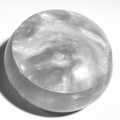 作品名「白雲」　国産高級レジンの香合　パールホワイト色　70mm　まんじゅう型　1タッチ式