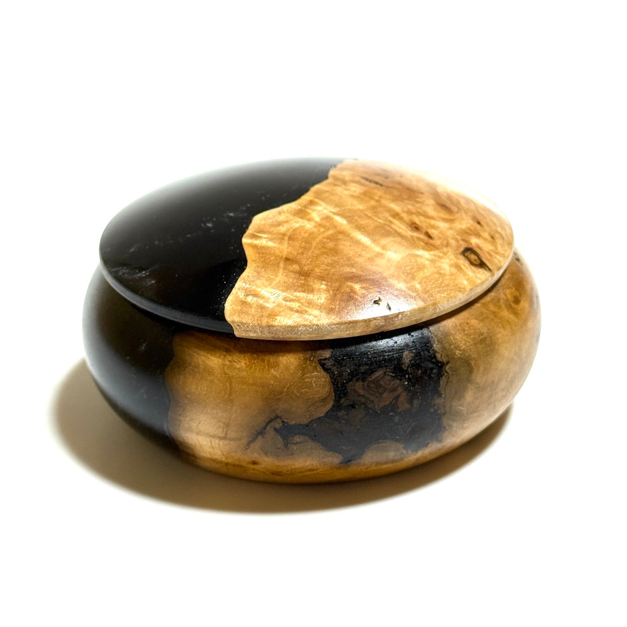 ハイブリッド・ウッドの香合（胡桃瘤）　墨色　70mm　まんじゅう型　1タッチ式